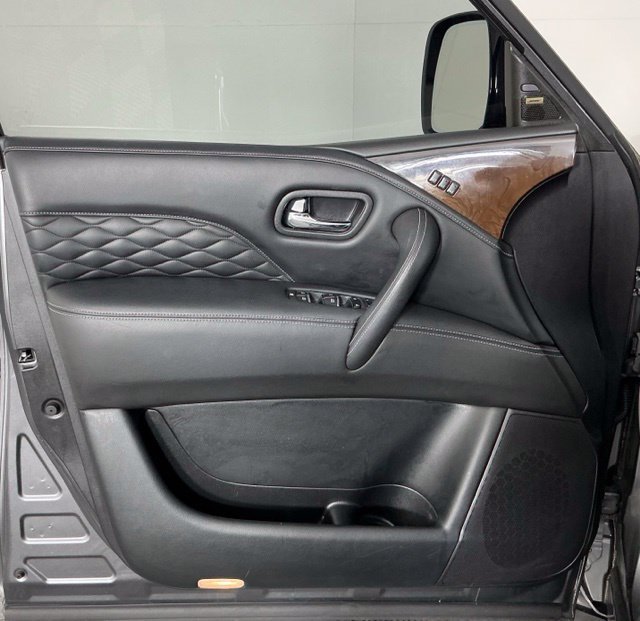 Used 2019 INFINITI QX80 Luxe w/ 22" Wheel Package RWD image 12