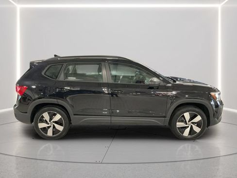 Certified 2024 Volkswagen Taos S AWD/4WD image 7
