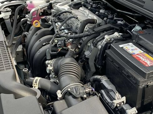 Used 2021 Toyota Corolla LE FWD image 16