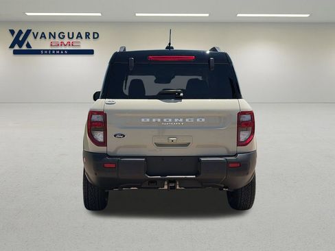Used 2025 Ford Bronco Sport Badlands AWD/4WD image 7