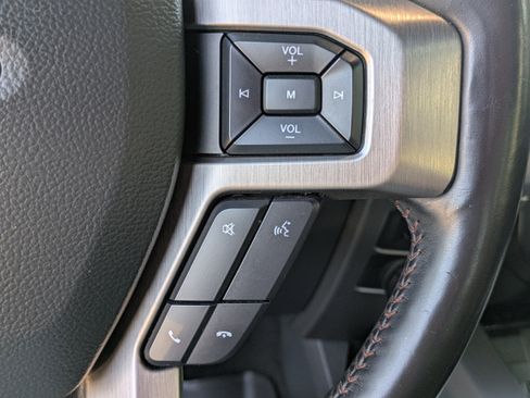 Used 2022 Ford F250 Platinum image 21