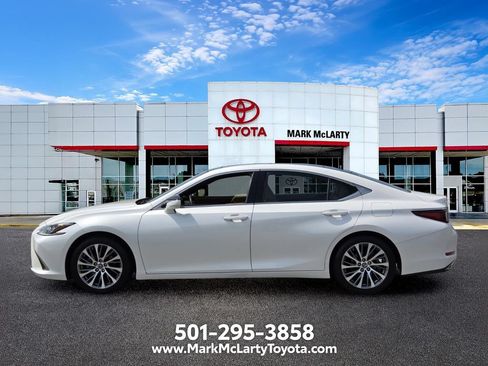 Used 2019 Lexus ES 350 w/ Accessory Package 2 FWD image 2