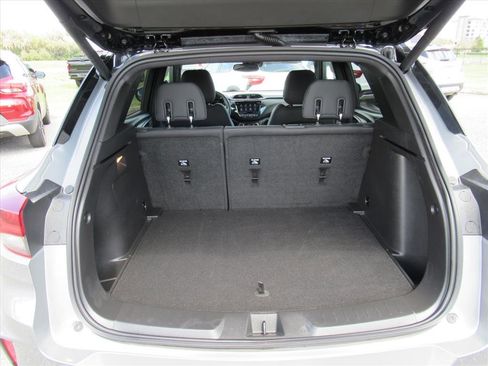 Used 2023 Chevrolet TrailBlazer RS w/ Sun and Liftgate Package image 31