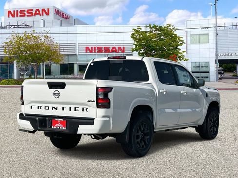 New 2026 Nissan Frontier SV image 4