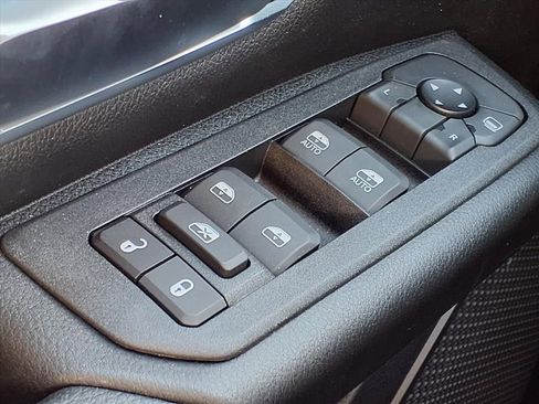 New 2026 RAM 1500 Big Horn AWD/4WD image 18