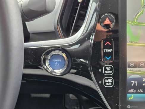 Used 2022 Toyota Prius Prime XLE FWD image 18