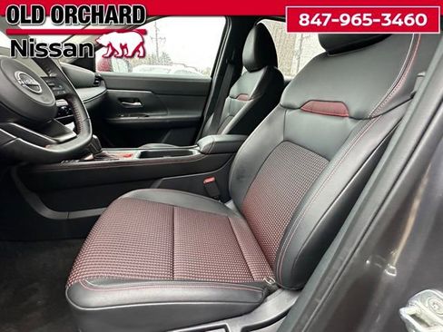 Used 2025 Nissan Kicks SR image 10