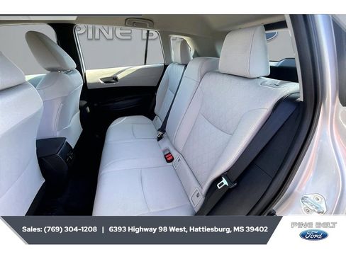 Used 2026 Toyota Corolla Cross L FWD image 20