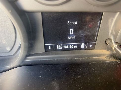 Used 2021 Chevrolet Silverado 1500 Custom Trail Boss image 16