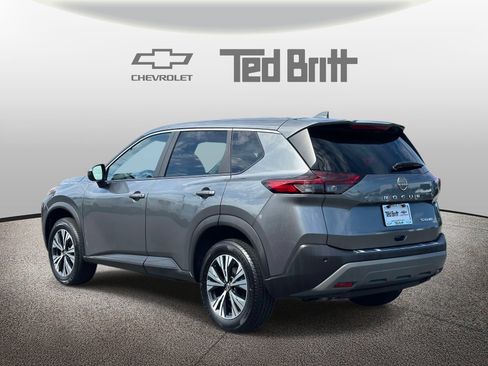 Used 2023 Nissan Rogue SV AWD/4WD image 6