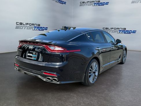 Used 2019 Kia Stinger Premium RWD image 5