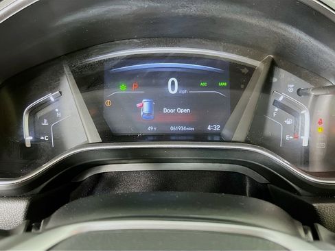 Used 2019 Honda CR-V Touring image 18