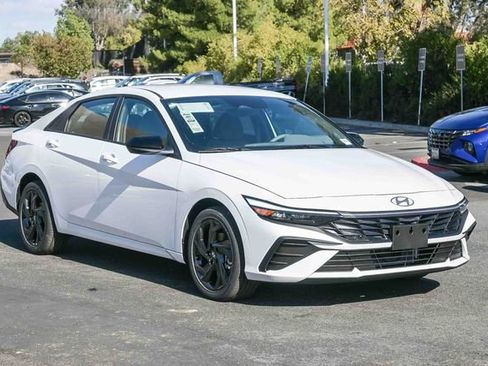 New 2026 Hyundai Elantra Sport FWD image 3