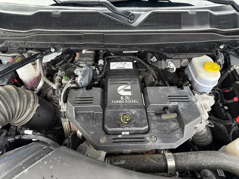 Used 2024 RAM 2500 Tradesman w/ Chrome Appearance Group image 26