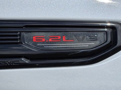 New 2026 GMC Sierra 1500 Denali w/ Denali Reserve Package image 14