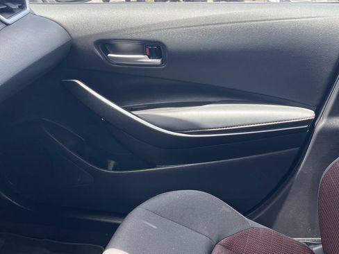 Used 2025 Toyota Corolla SE FWD image 21