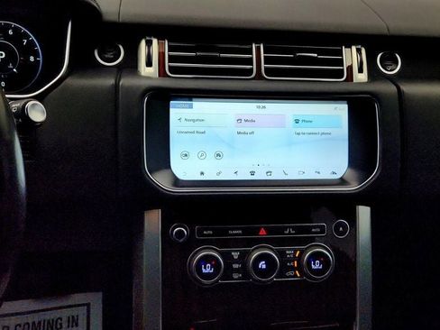 Used 2017 Land Rover Range Rover HSE AWD/4WD image 16