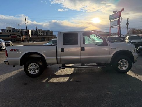 Used 2005 Ford F250 XLT image 7