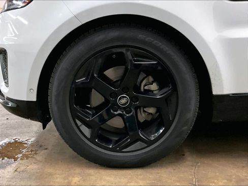 Used 2019 Land Rover Range Rover Sport HSE AWD/4WD image 12