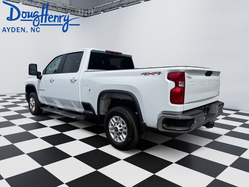 Used 2025 Chevrolet Silverado 2500 LT w/ Safety Package AWD/4WD image 3