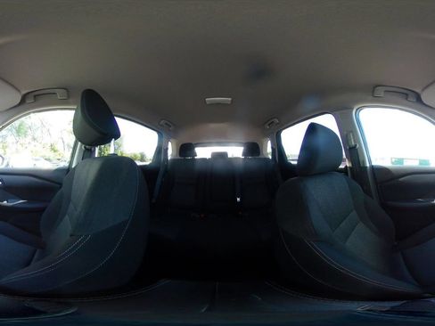 Used 2025 Nissan Rogue SV AWD/4WD image 44