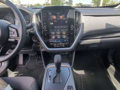 Used 2025 Subaru Crosstrek 2.5i Premium AWD/4WD image 21