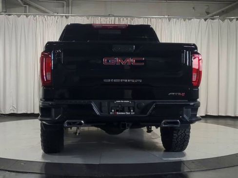 Used 2024 GMC Sierra 1500 AT4 w/ Technology Package AWD/4WD image 7