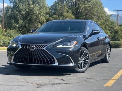 Used 2023 Lexus ES 300h w/ Premium Package