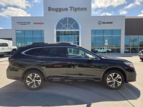 Used 2020 Subaru Outback Touring XT AWD/4WD image 2