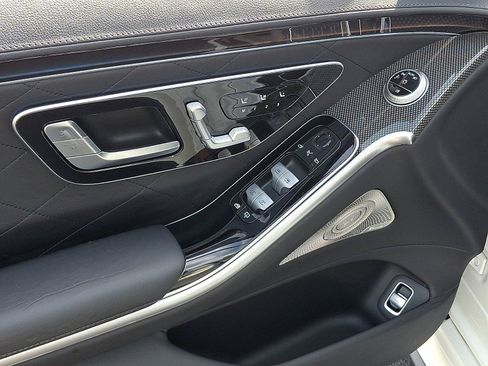 Used 2022 Mercedes-Benz S 580 4MATIC Sedan image 12