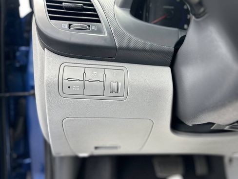 Used 2016 Hyundai Accent SE FWD image 11