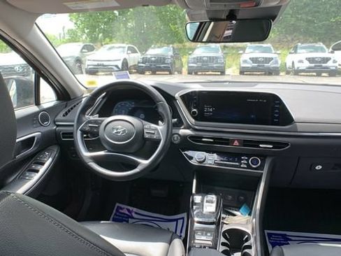 Certified 2023 Hyundai Sonata Limited FWD image 21