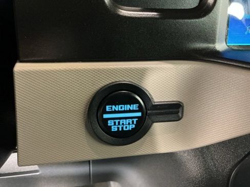 Used 2023 Ford Bronco Wildtrak AWD/4WD image 25