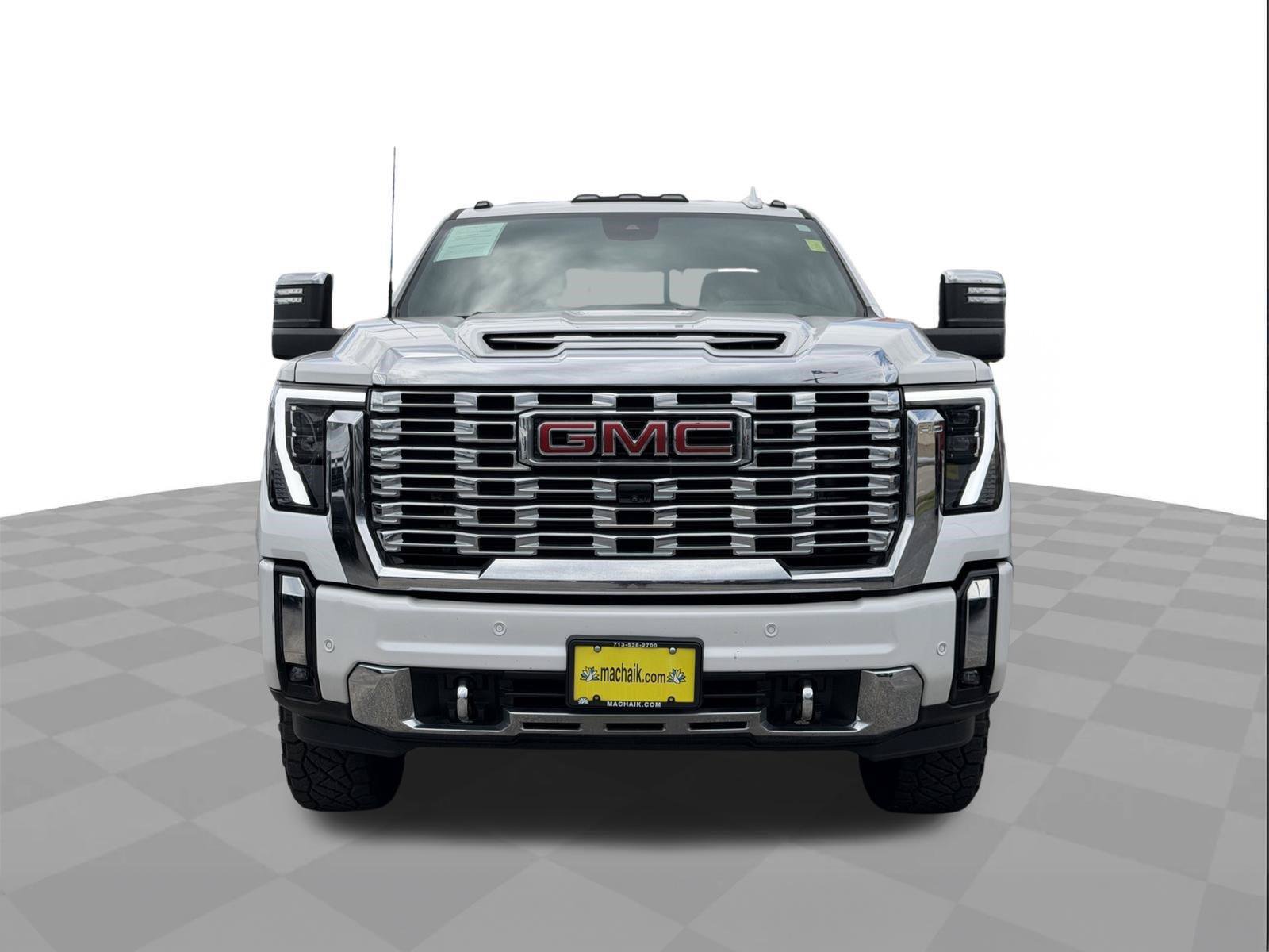 Used 2024 GMC Sierra 3500 Denali w/ Denali Reserve Package AWD/4WD image 8