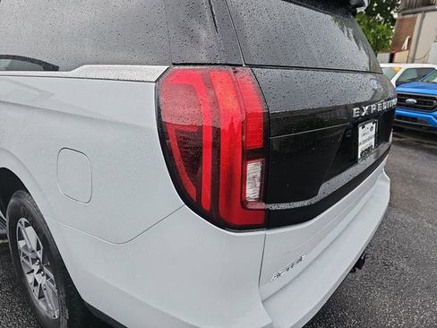Used 2025 Ford Expedition Max Active RWD image 37