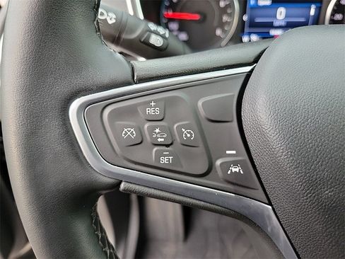 Used 2023 Chevrolet Equinox LT image 21