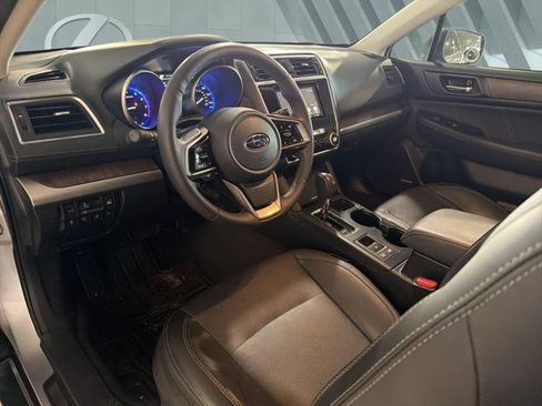 Used 2019 Subaru Outback 2.5i Limited AWD/4WD image 10