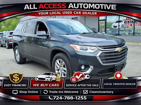 Used 2021 Chevrolet Traverse LT AWD/4WD image 2