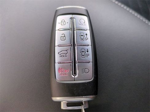 Certified 2025 Genesis GV70 3.5T Sport w/ Sport Advanced Package image 30