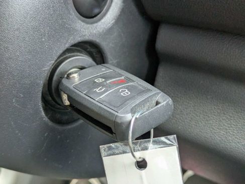 Certified 2022 Volkswagen Jetta S FWD image 39