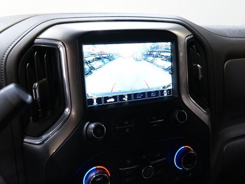 Used 2021 Chevrolet Silverado 1500 LT Trail Boss w/ Convenience Package II image 44