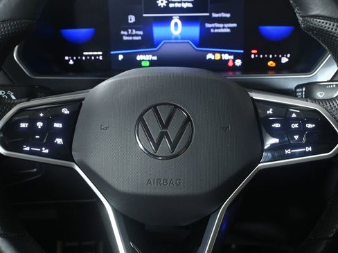 Used 2022 Volkswagen Tiguan SE R-Line AWD/4WD image 19