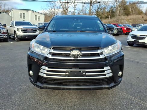 Used 2017 Toyota Highlander XLE image 11