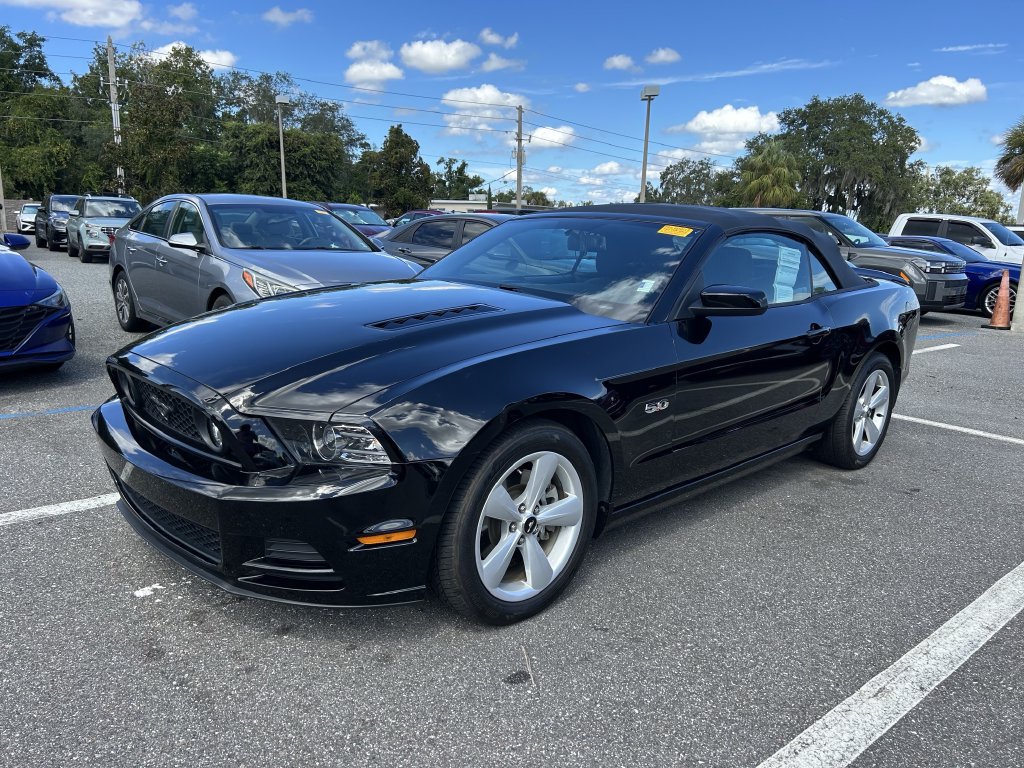 Used 2014 Ford Mustang GT RWD image 8