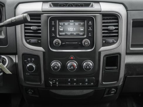 Used 2017 RAM 2500 Tradesman w/ Chrome Appearance Group image 28