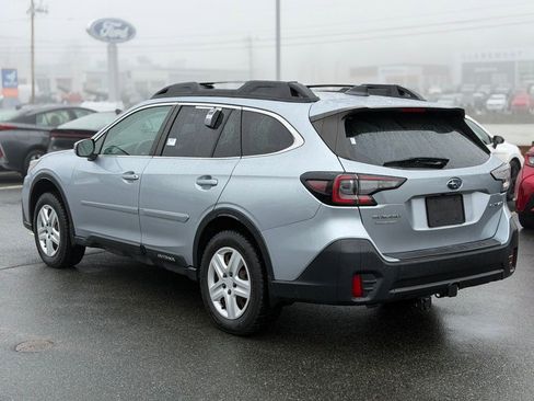 Used 2021 Subaru Outback Premium image 3