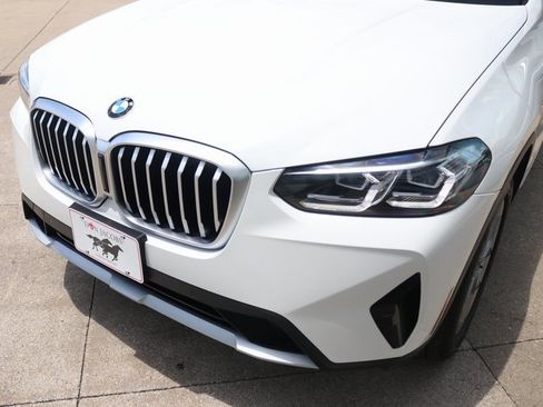 Used 2024 BMW X3 xDrive30i w/ Convenience Package image 3