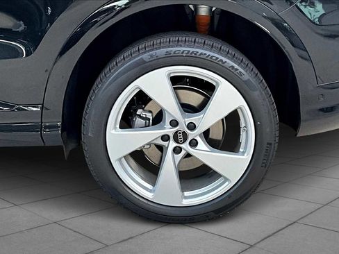 New 2025 Audi Q5 Premium Plus w/ Premium Plus image 11