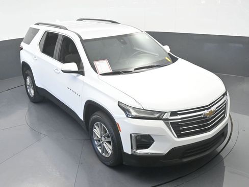 Used 2023 Chevrolet Traverse LT image 58