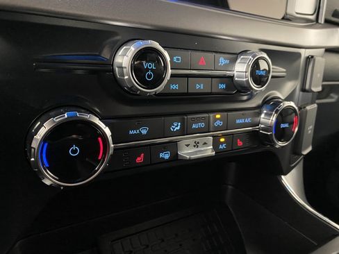 Used 2025 Ford F150 XLT w/ Equipment Group 302A MID image 20